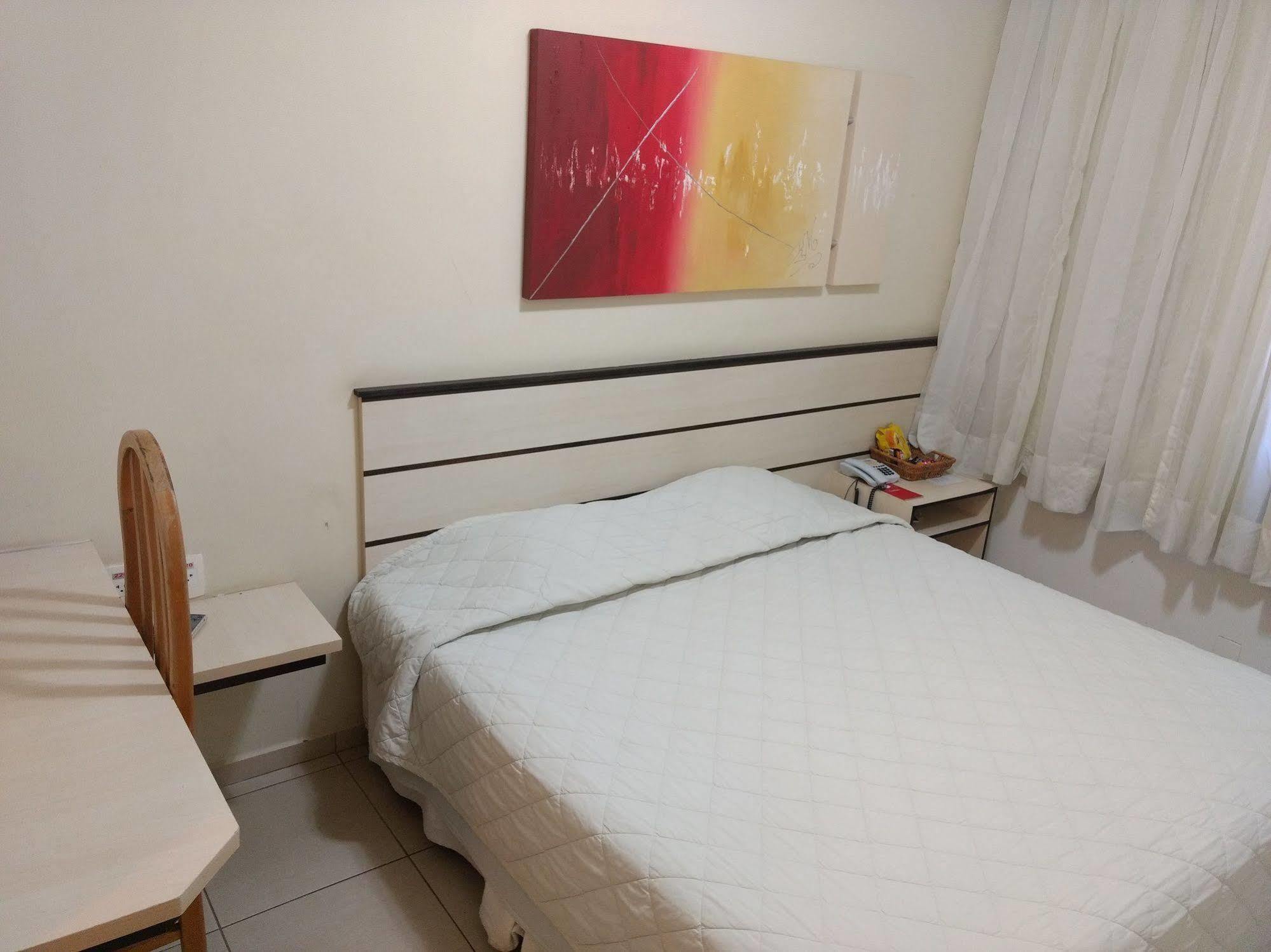 Polo Hotel เซาโจเซดอสกัมปอส ภายนอก รูปภาพ